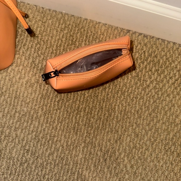 Crossbody handbag - Picture 8 of 11